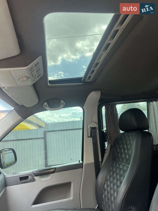 Мінівен Volkswagen Transporter 2012 в Черкасах