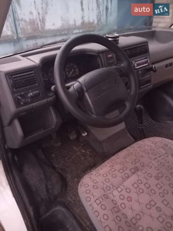 Мінівен Volkswagen Transporter 1996 в Броварах