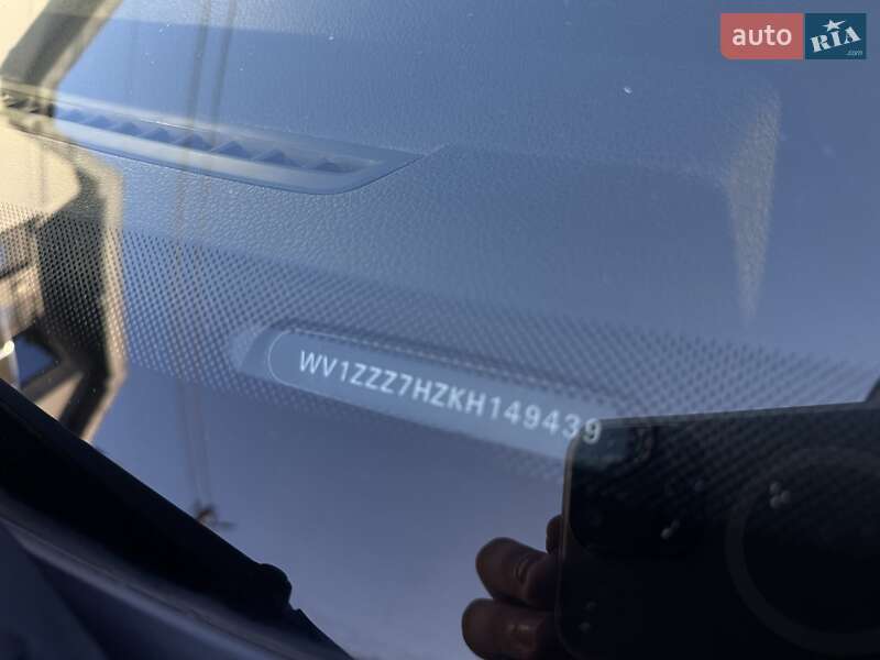 Грузовой фургон Volkswagen Transporter 2019 в Мукачево