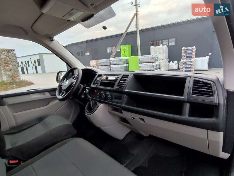 Грузовой фургон Volkswagen Transporter 2018 в Луцке фото 8 Грузовой фургон Volkswagen Transporter 2018 в Луцке