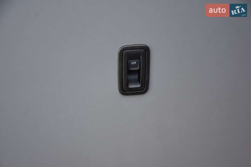 Мікроавтобус вантажний (до 3,5т) Volkswagen Transporter 2022 в Львові фото 82 Мікроавтобус вантажний (до 3,5т) Volkswagen Transporter 2022 в Львові