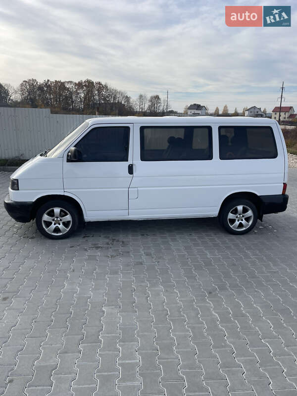 Минивэн Volkswagen Transporter 2000 в Тернополе