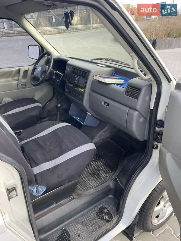 Минивэн Volkswagen Transporter 2000 в Тернополе