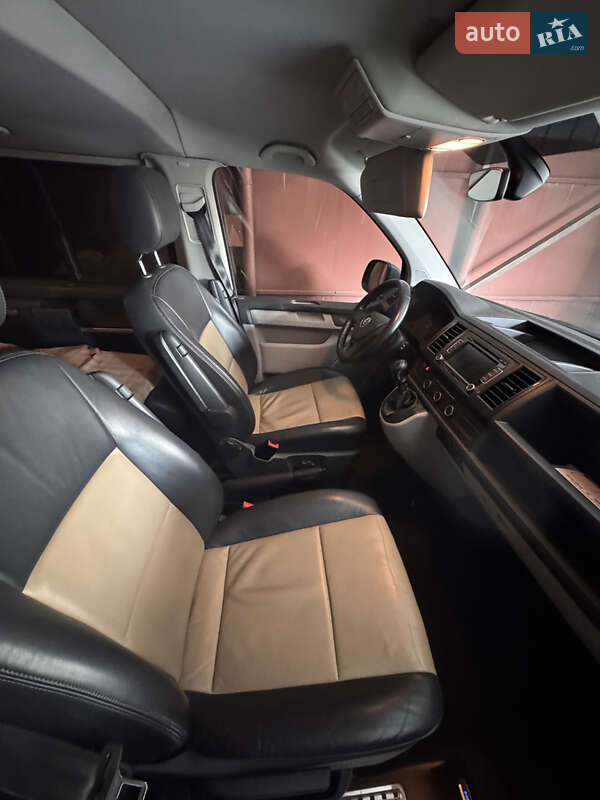 Минивэн Volkswagen Transporter 2016 в Киеве