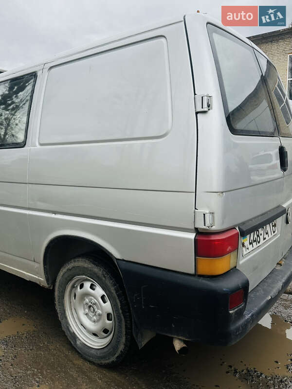 Вантажний фургон Volkswagen Transporter 1991 в Луцьку