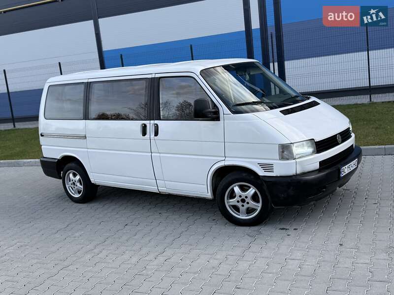 Минивэн Volkswagen Transporter 2000 в Львове