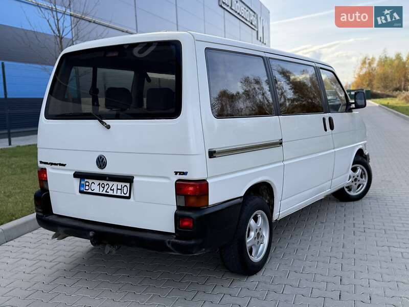Минивэн Volkswagen Transporter 2000 в Львове