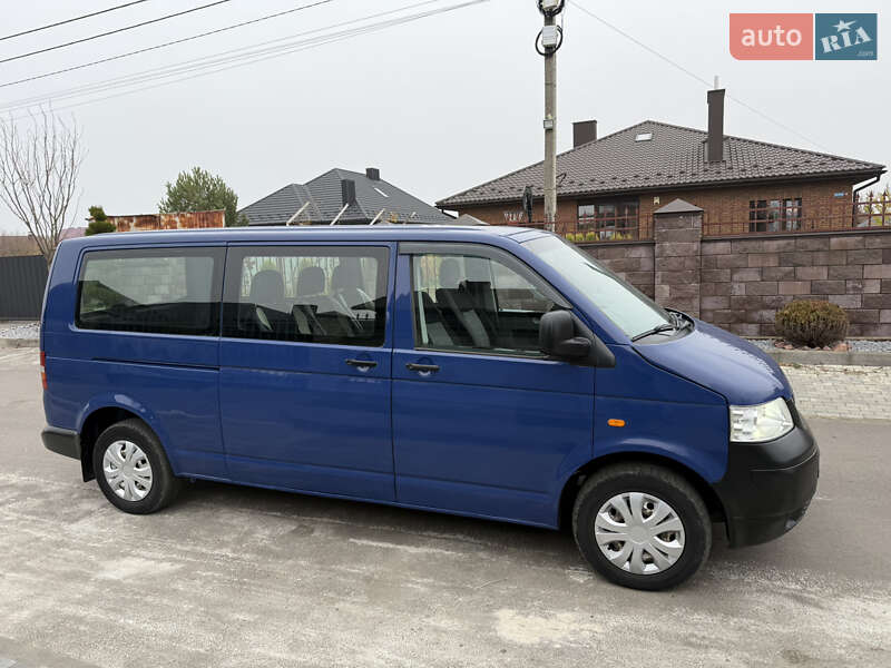 Минивэн Volkswagen Transporter 2004 в Луцке