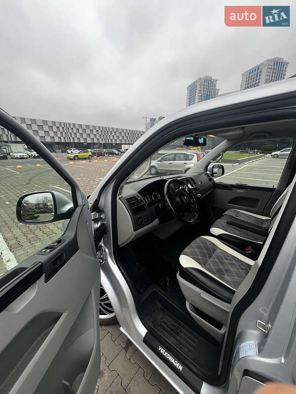 Минивэн Volkswagen Transporter 2014 в Одессе