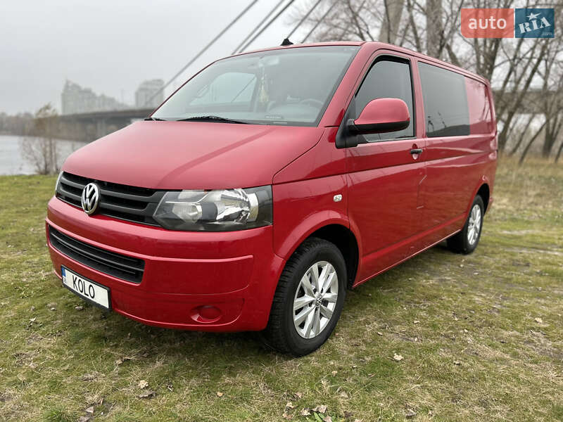 Вантажопасажирський фургон Volkswagen Transporter 2005 в Києві фото 3 Вантажопасажирський фургон Volkswagen Transporter 2005 в Києві