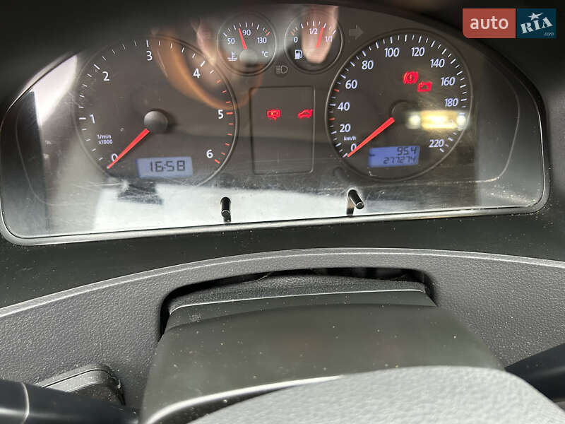 Вантажопасажирський фургон Volkswagen Transporter 2005 в Києві фото 15 Вантажопасажирський фургон Volkswagen Transporter 2005 в Києві