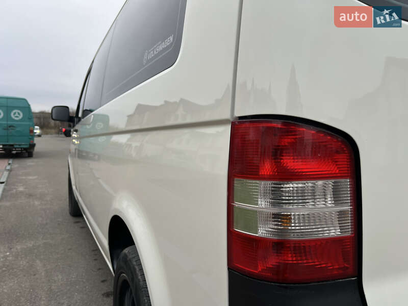 Вантажний фургон Volkswagen Transporter 2007 в Кам'янець-Подільському фото 27 Вантажний фургон Volkswagen Transporter 2007 в Кам'янець-Подільському