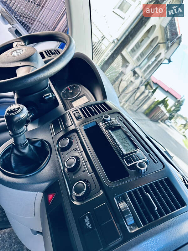 Мінівен Volkswagen Transporter 2010 в Тячеві фото 14 Мінівен Volkswagen Transporter 2010 в Тячеві