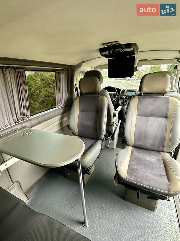Мінівен Volkswagen Transporter 2008 в Дніпрі