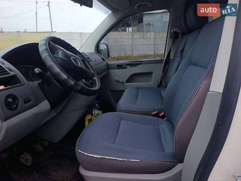 Мінівен Volkswagen Transporter 2005 в Харкові