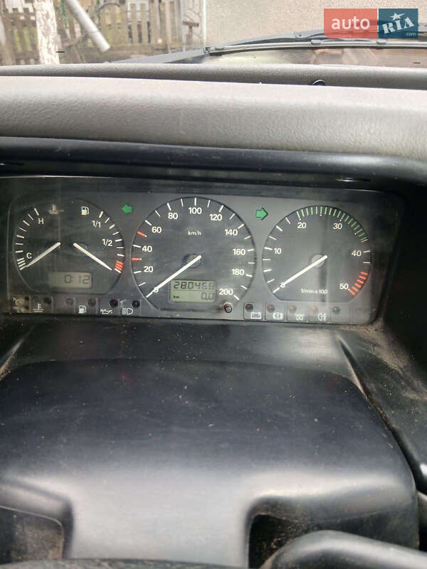 Минивэн Volkswagen Transporter 1998 в Кицмани