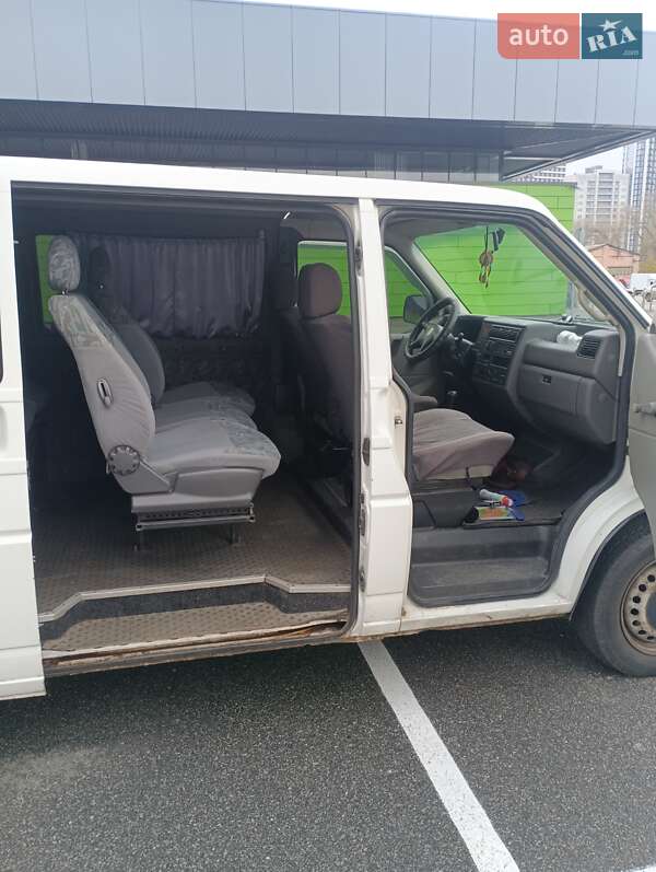 Минивэн Volkswagen Transporter 1999 в Киеве