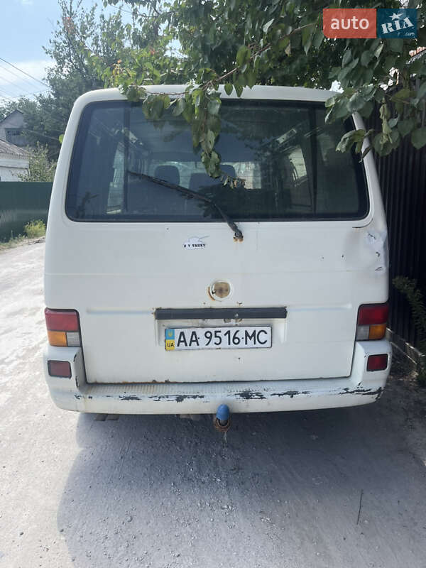 Минивэн Volkswagen Transporter 2001 в Кагарлыке