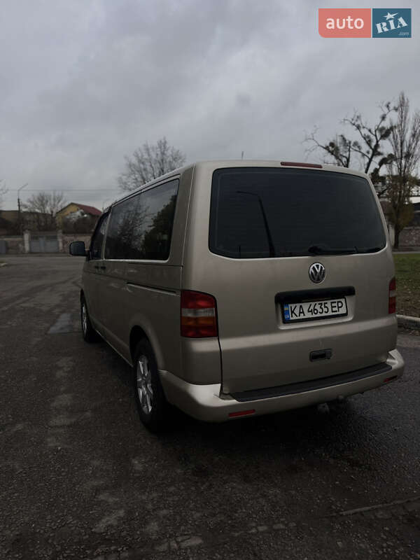 Минивэн Volkswagen Transporter 2005 в Киеве