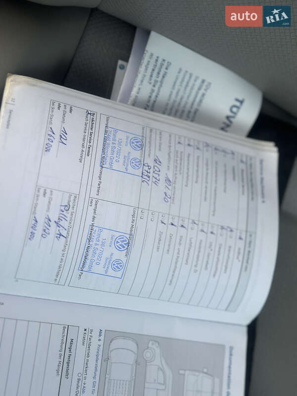 Вантажний фургон Volkswagen Transporter 2016 в Дубні