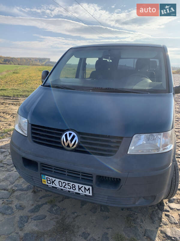 Минивэн Volkswagen Transporter 2007 в Ровно фото 2 Минивэн Volkswagen Transporter 2007 в Ровно