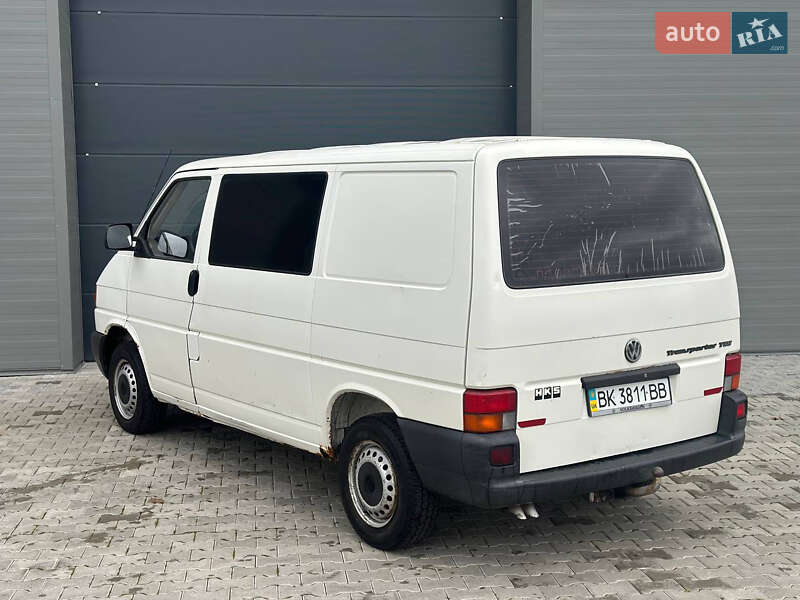 Мінівен Volkswagen Transporter 1998 в Сарнах