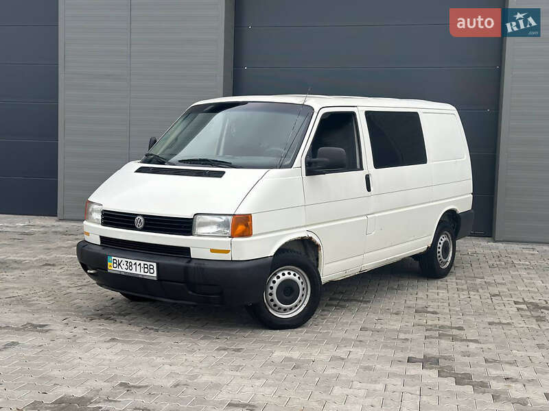 Мінівен Volkswagen Transporter 1998 в Сарнах