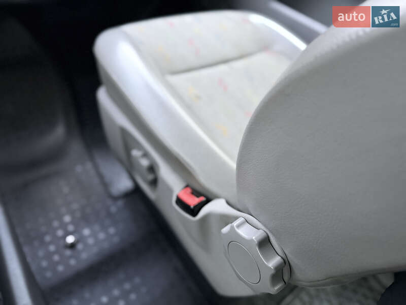 Мінівен Volkswagen Transporter 2005 в Рівному фото 50 Мінівен Volkswagen Transporter 2005 в Рівному