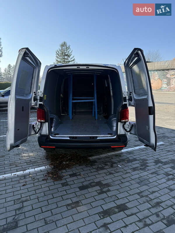 Вантажний фургон Volkswagen Transporter 2021 в Луцьку