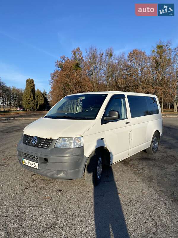 Минивэн Volkswagen Transporter 2004 в Владимире