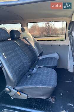 Минивэн Volkswagen Transporter 2004 в Владимире
