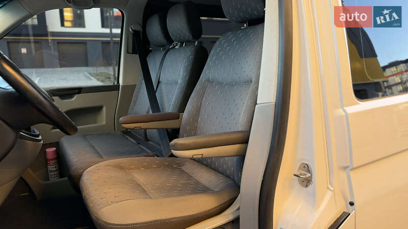 Минивэн Volkswagen Transporter 2009 в Ивано-Франковске