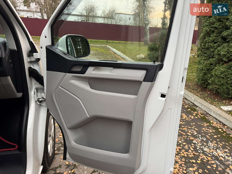 Грузовой фургон Volkswagen Transporter 2016 в Ровно фото 38 Грузовой фургон Volkswagen Transporter 2016 в Ровно