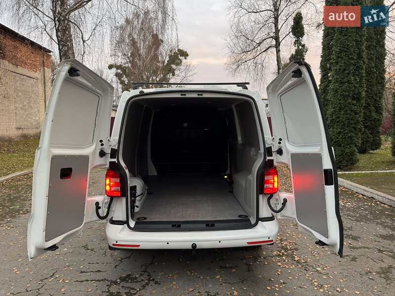 Грузовой фургон Volkswagen Transporter 2016 в Ровно фото 48 Грузовой фургон Volkswagen Transporter 2016 в Ровно
