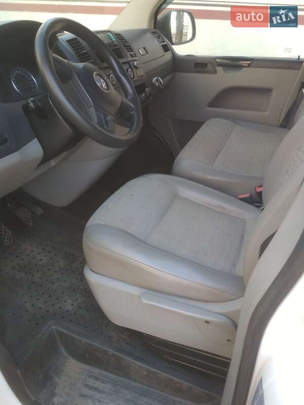 Грузовой фургон Volkswagen Transporter 2011 в Киеве фото 65 Грузовой фургон Volkswagen Transporter 2011 в Киеве