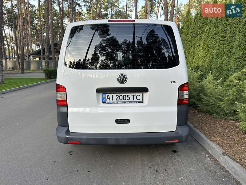 Вантажний фургон Volkswagen Transporter 2011 в Києві фото 6 Вантажний фургон Volkswagen Transporter 2011 в Києві