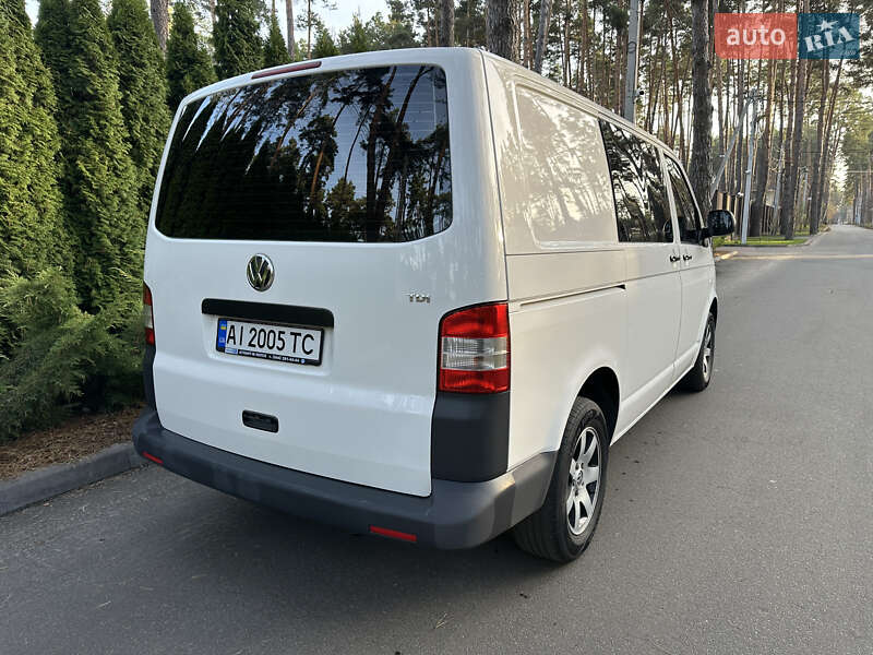 Вантажний фургон Volkswagen Transporter 2011 в Києві фото 7 Вантажний фургон Volkswagen Transporter 2011 в Києві