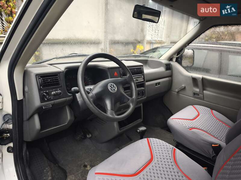 Вантажопасажирський фургон Volkswagen Transporter 2001 в Олександрії фото 6 Вантажопасажирський фургон Volkswagen Transporter 2001 в Олександрії