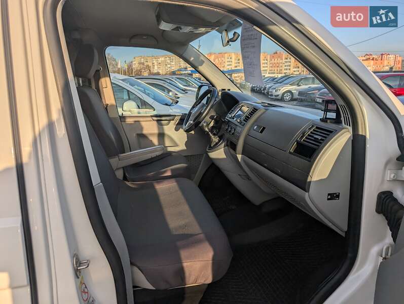 Вантажний фургон Volkswagen Transporter 2010 в Рівному фото 31 Вантажний фургон Volkswagen Transporter 2010 в Рівному