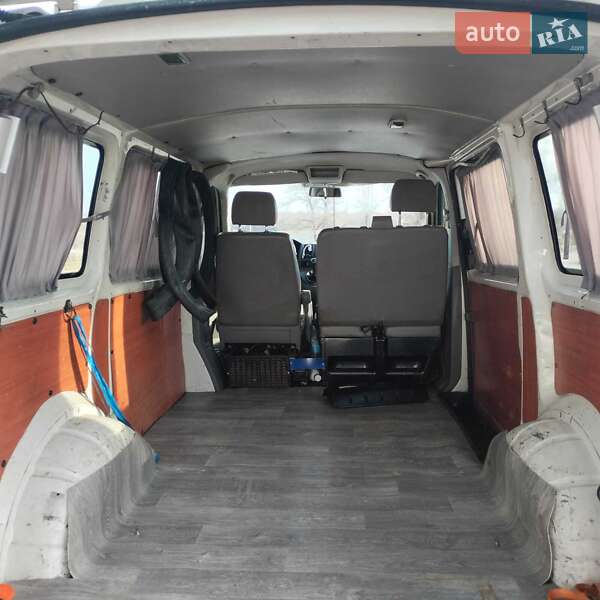 Мінівен Volkswagen Transporter 2004 в Кременчуці фото 10 Мінівен Volkswagen Transporter 2004 в Кременчуці