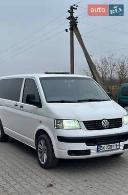 Микроавтобус Volkswagen Transporter 2003 в Шумске