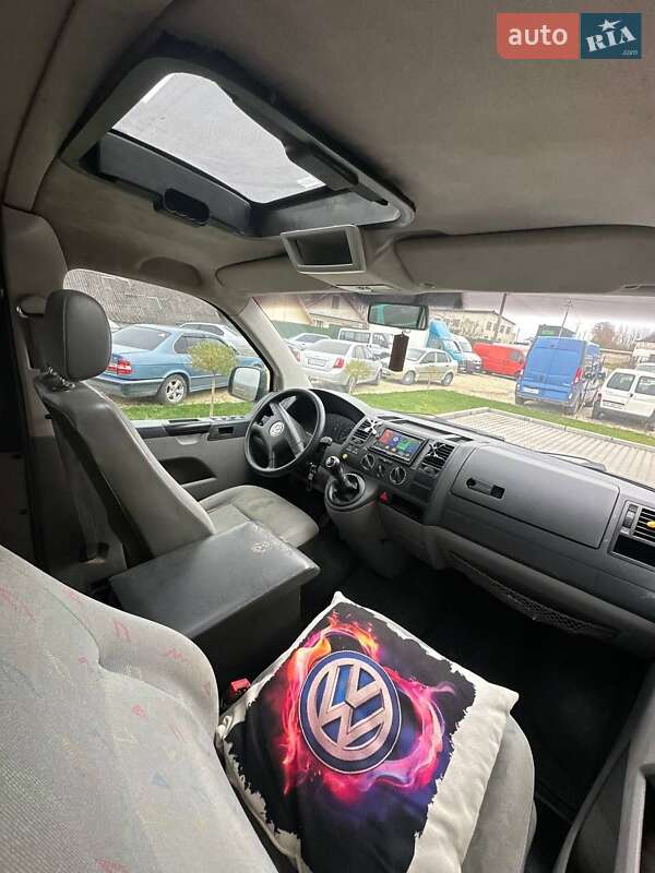 Микроавтобус Volkswagen Transporter 2003 в Шумске