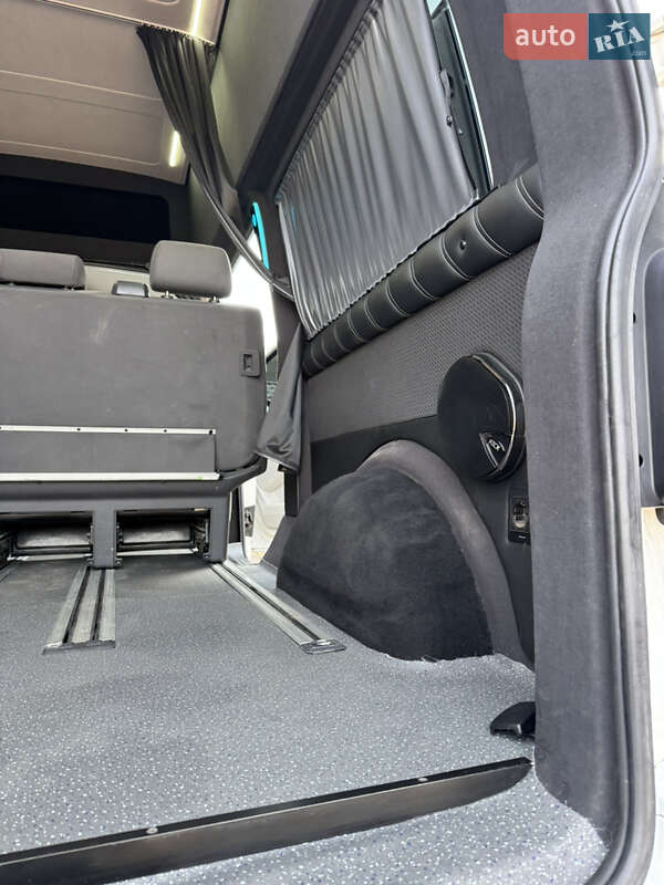Грузопассажирский фургон Volkswagen Transporter 2018 в Гайсине