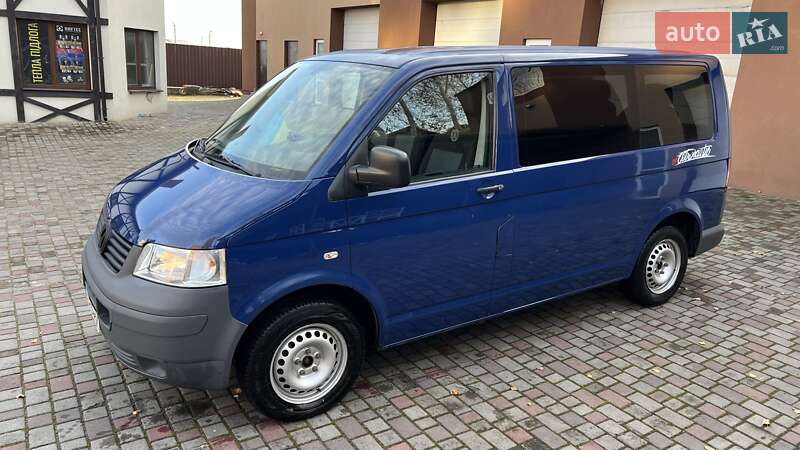 Мінівен Volkswagen Transporter 2008 в Рівному