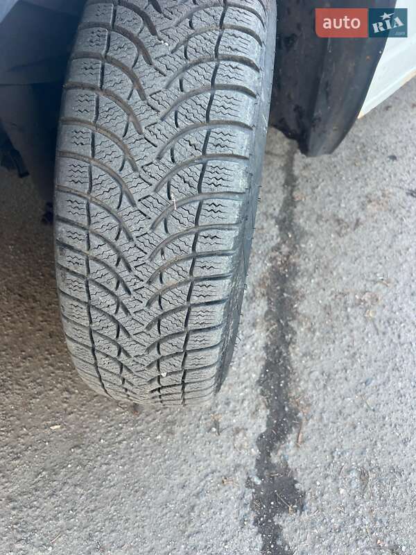 Грузовой фургон Volkswagen Transporter 2003 в Хмельницком