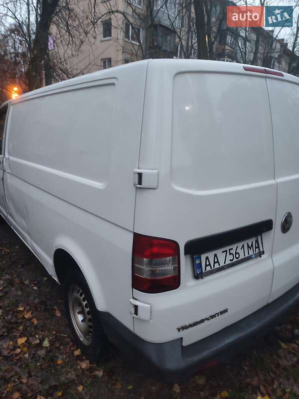 Грузовой фургон Volkswagen Transporter 2011 в Киеве фото 21 Грузовой фургон Volkswagen Transporter 2011 в Киеве