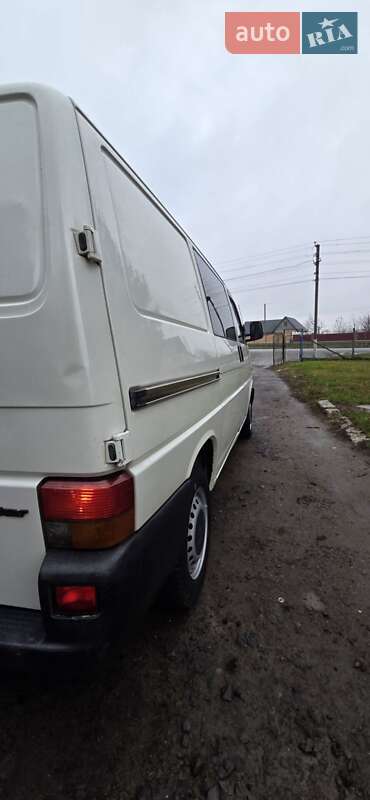 Минивэн Volkswagen Transporter 1999 в Дубно