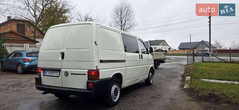 Минивэн Volkswagen Transporter 1999 в Дубно