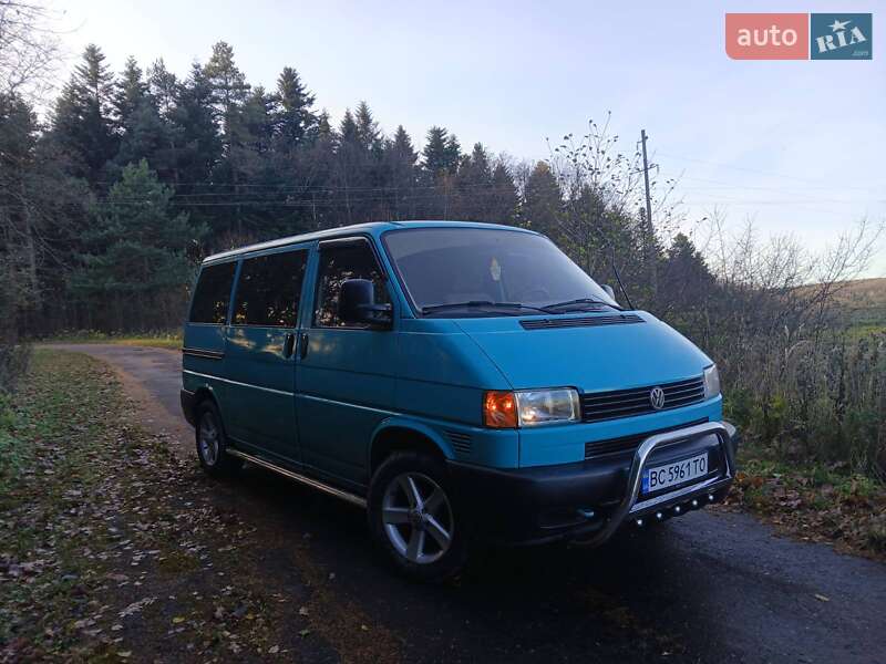 Минивэн Volkswagen Transporter 1996 в Самборе