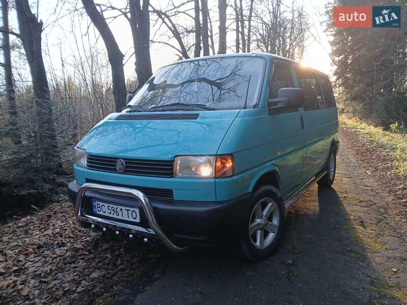 Минивэн Volkswagen Transporter 1996 в Самборе